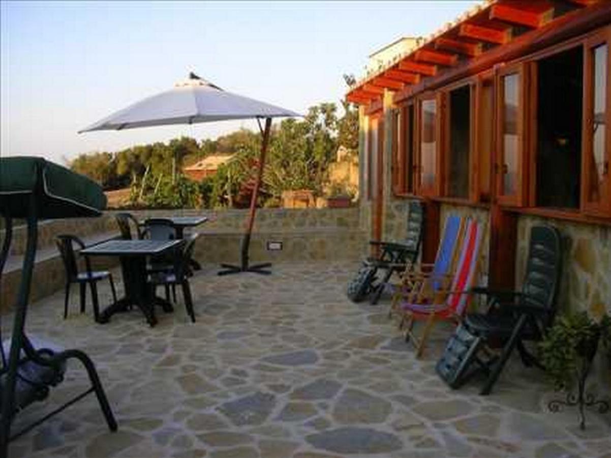 B&B Ustica - Case Vacanze La Cernia Bruna - Bed and Breakfast Ustica