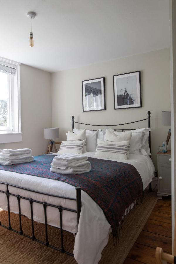 Kamer met Kingsize Bed en Uitzicht op de Tuin