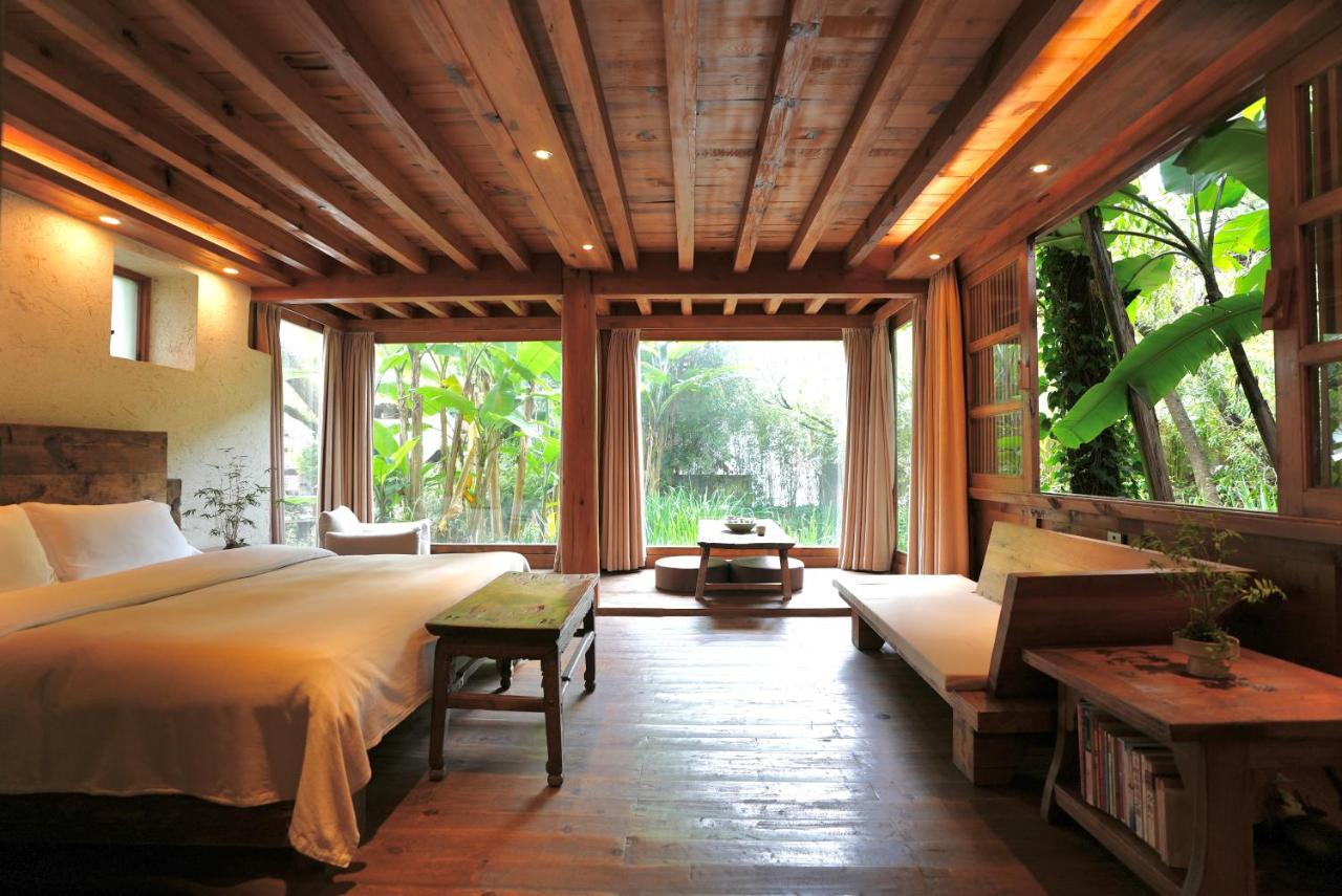 King Room with Garden View