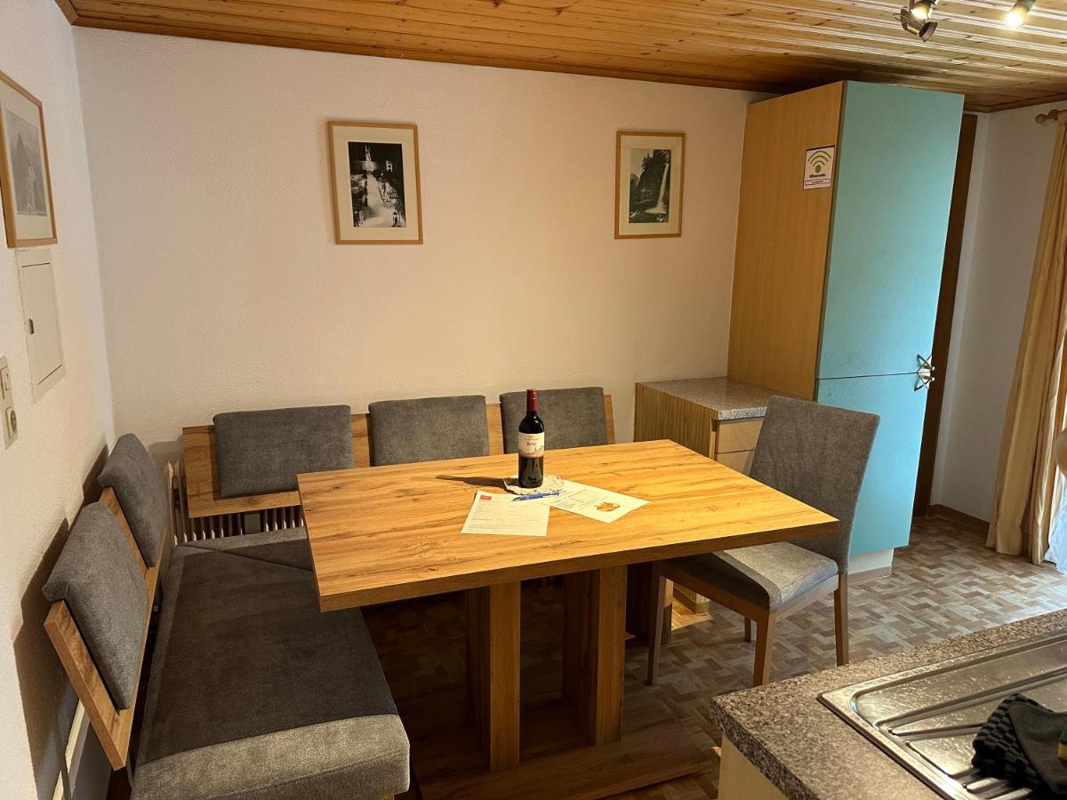 Apartment (6 Adults)