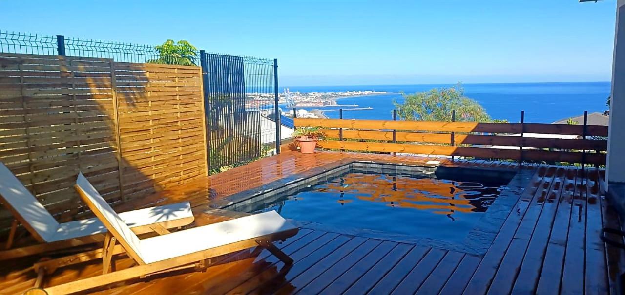 Havre de paix ,vue sur l'ocean - Bed and Breakfast La Possession