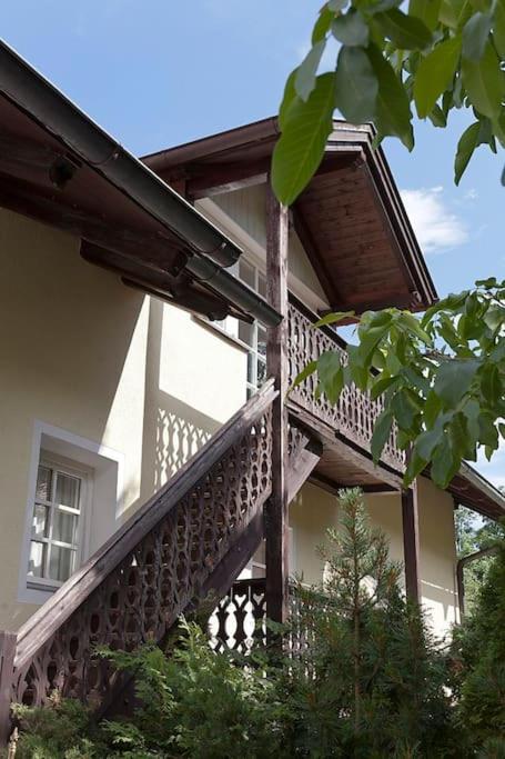 Exklusives Landhaus in den Bergen - Ferienwohnung Arzl im Pitztal