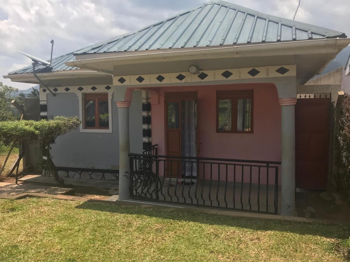 Christine's Airbnb - B&B