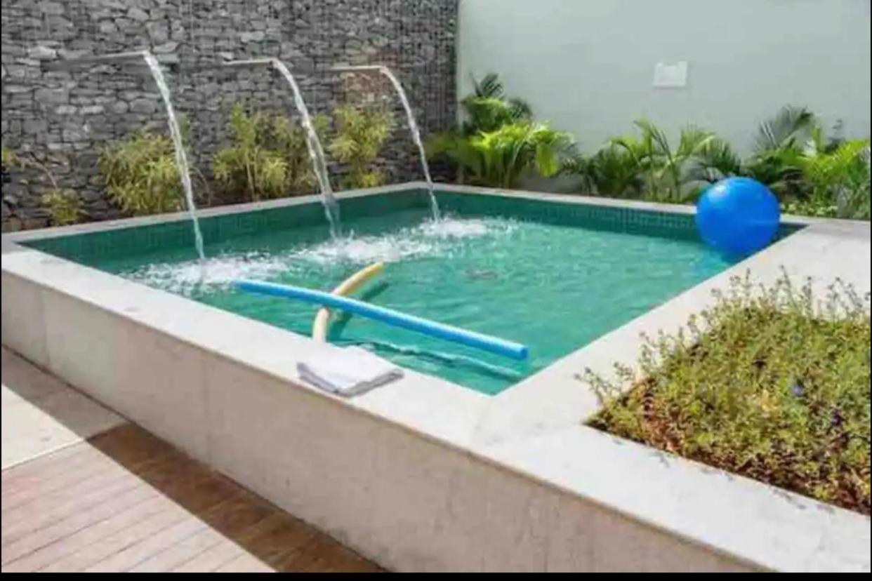 Duplex/ lazer/garagem/Wi-Fi/Tv a cabo - B&B Goiânia