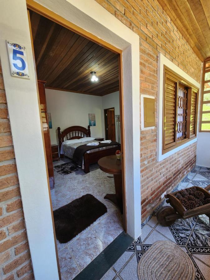 B&B Cunha - Pousada Pedacinho do Ceu - suite Anali 5 - Bed and Breakfast Cunha