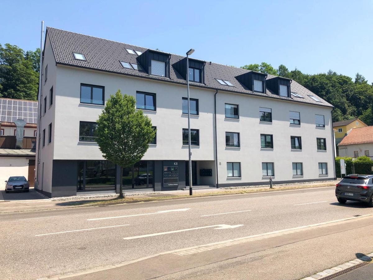 VOYAGE Stadtoase am Fluss I Zentral I freier Parkplatz I Wifi I Netflix I Aufzug - Ferienwohnung