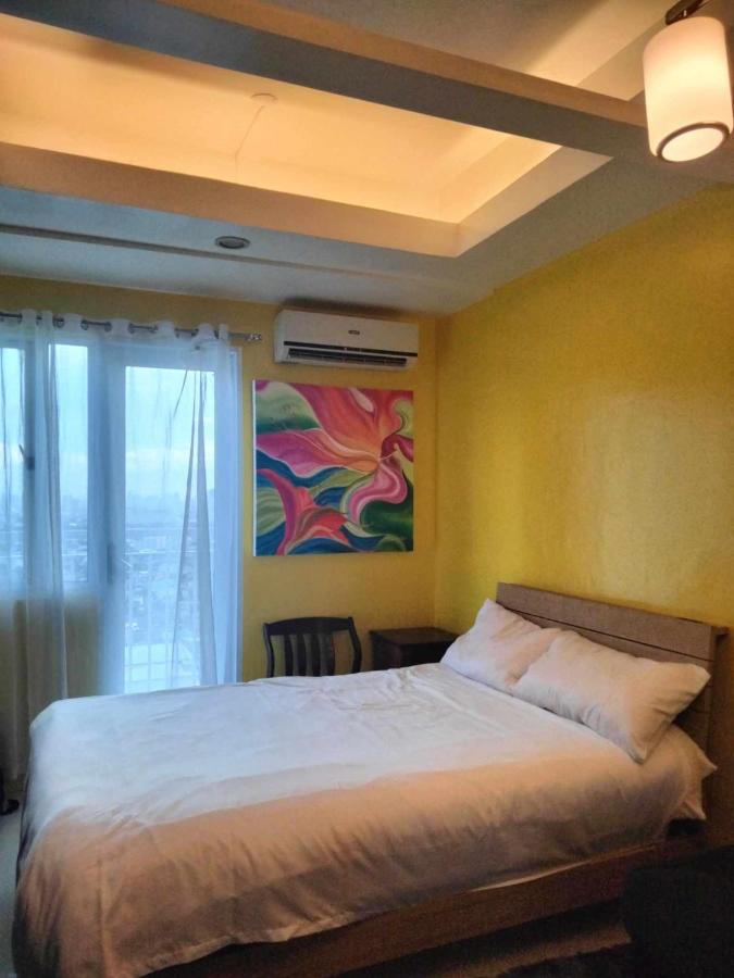 B&B Manila - Skyview Home - Bed and Breakfast Manila