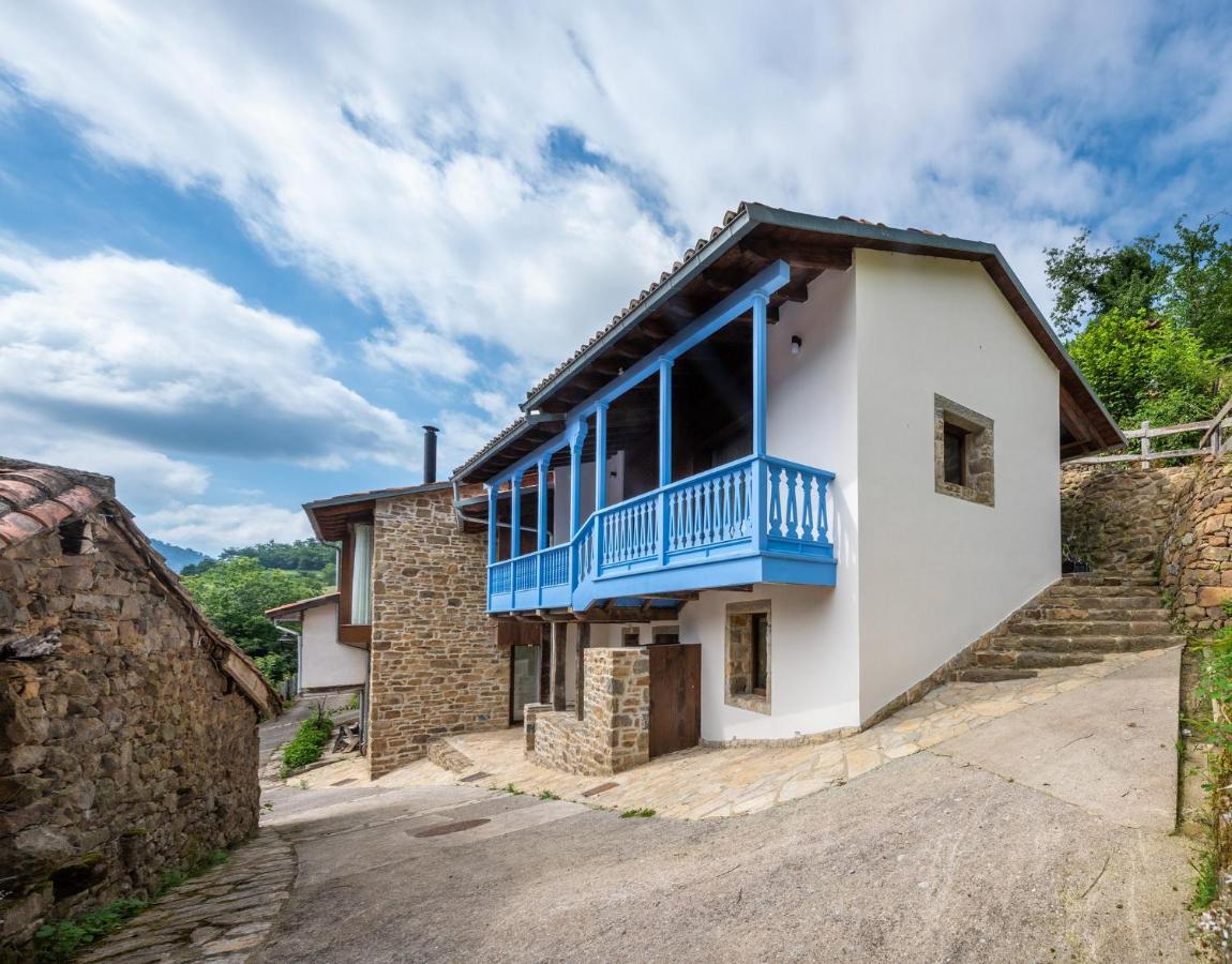 Benaki85 - Ferienwohnung Ladines