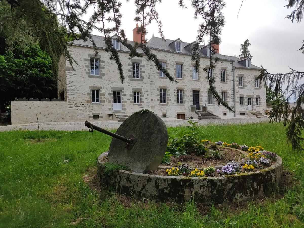 Appartement au manoir de la grande vigne Mayenne - Ferienwohnung