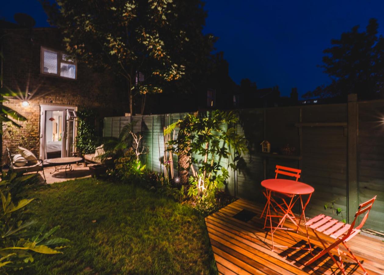 Stunning 2BR, split-level Flat w garden, Deptford - Bed and Breakfast Londen