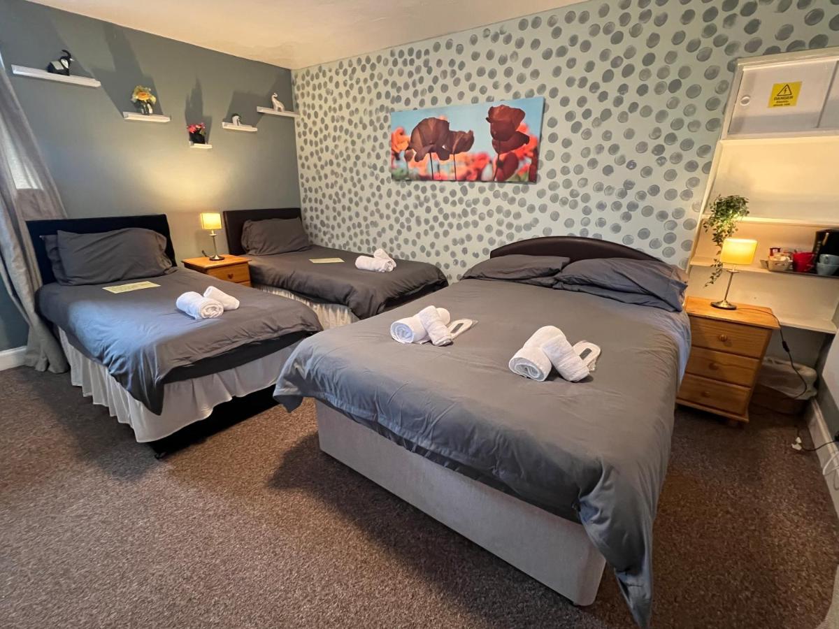 B&B Coldstream - SELF Check In Room Accommodation ONLY The Castle, Coldstream - Bed and Breakfast Coldstream