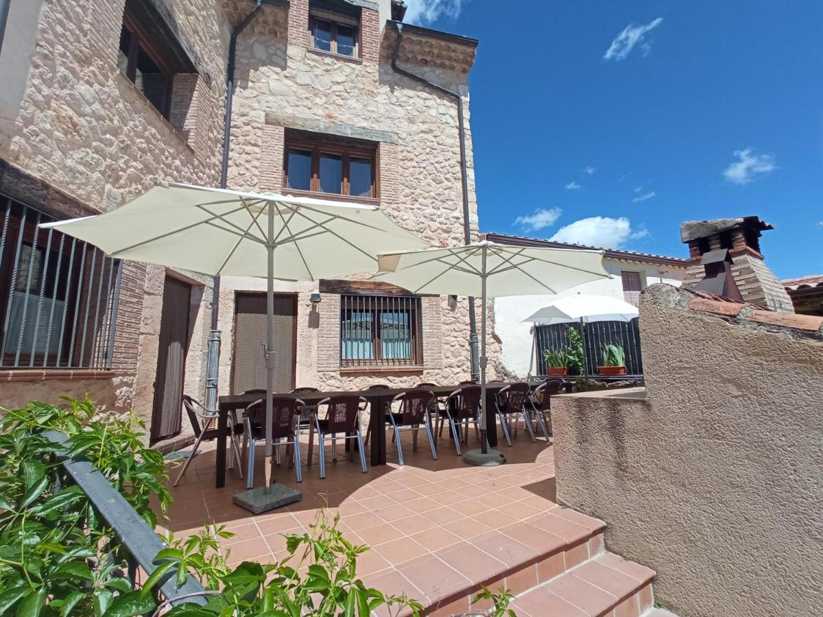 La Hacendera Entre Hoces - 20-28pax-10 hab con baños en suite - B&B Maderuelo