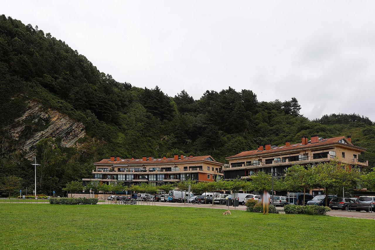 San Sebastian Orio apartment on the beach garage - B&B
