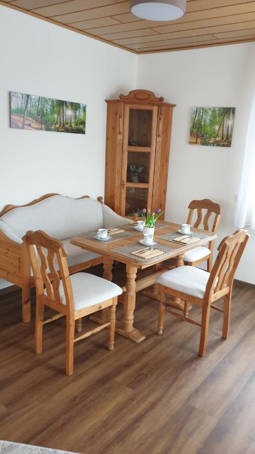 B&B Oldenburg - Helle und zentrale Ferienwohnung mit Treppenlift - Bed and Breakfast Oldenburg