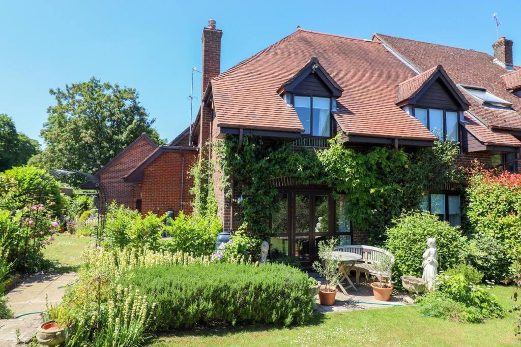 B&B New Alresford - A magical countryside retreat - Bed and Breakfast New Alresford