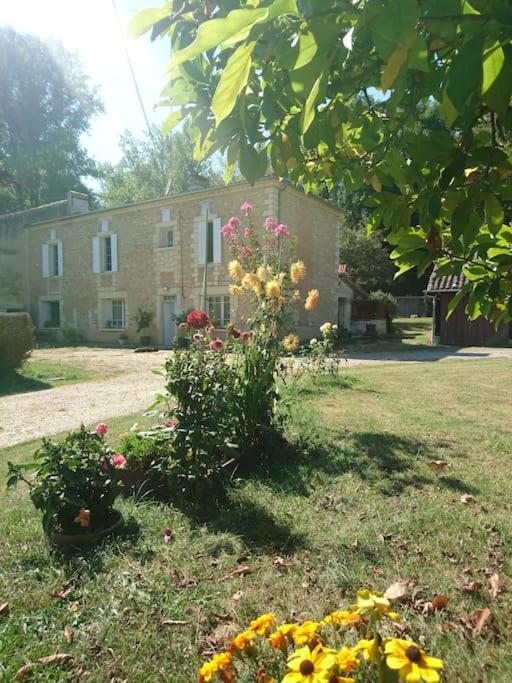 Studio proche sortie autoroute - B&B