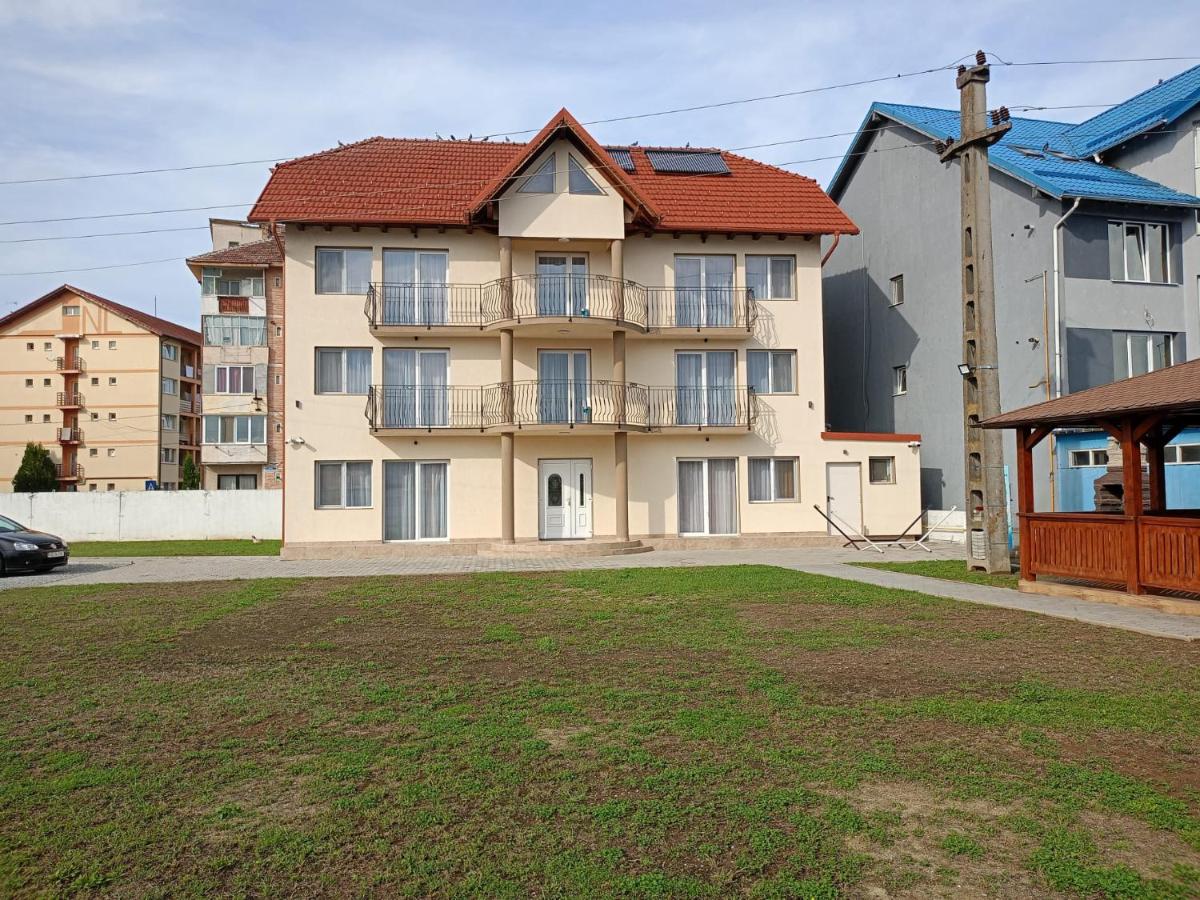 VILA LA FORTALEZA - B&B Haţeg