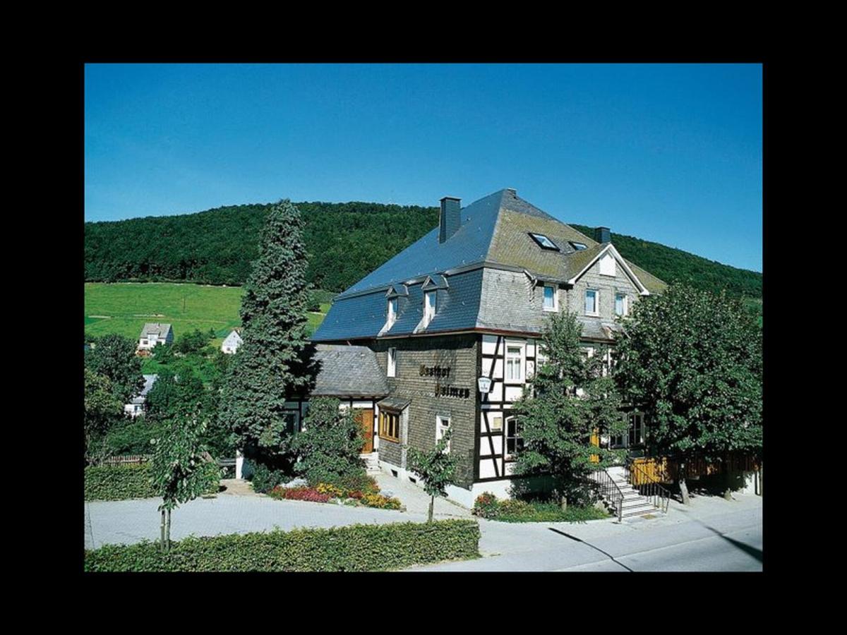 B&B Schmallenberg - Gasthof Heimes - Bed and Breakfast Schmallenberg