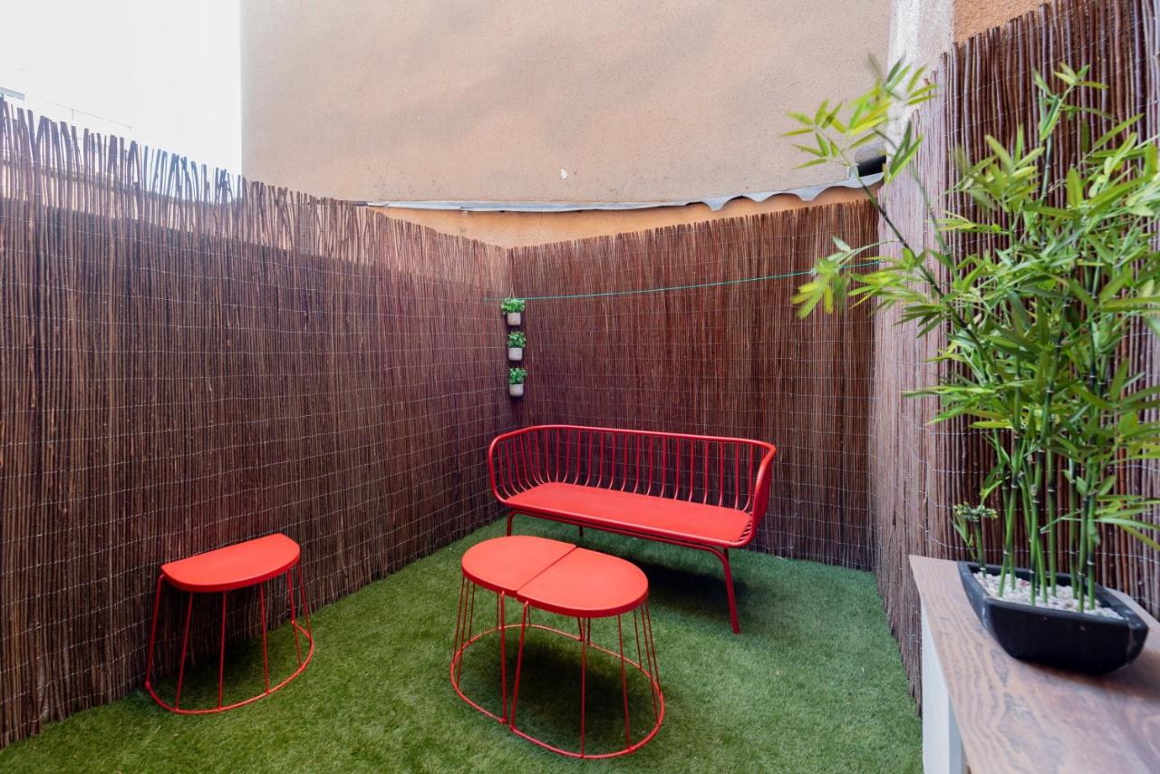 L'Aubuisson - Apt Climatisé Avec Terrasse Privée - Bed and Breakfast Toulouse