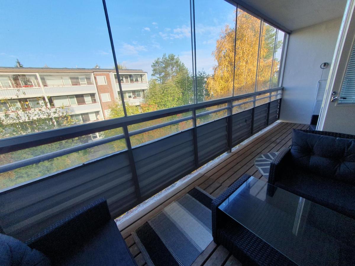 Kaksio keskustan vieressä - B&B
