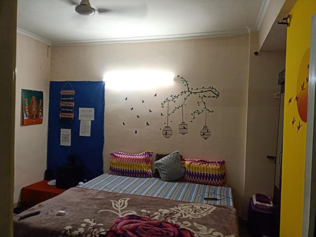 B&B Noida - Home Stay 2 - Bed and Breakfast Noida