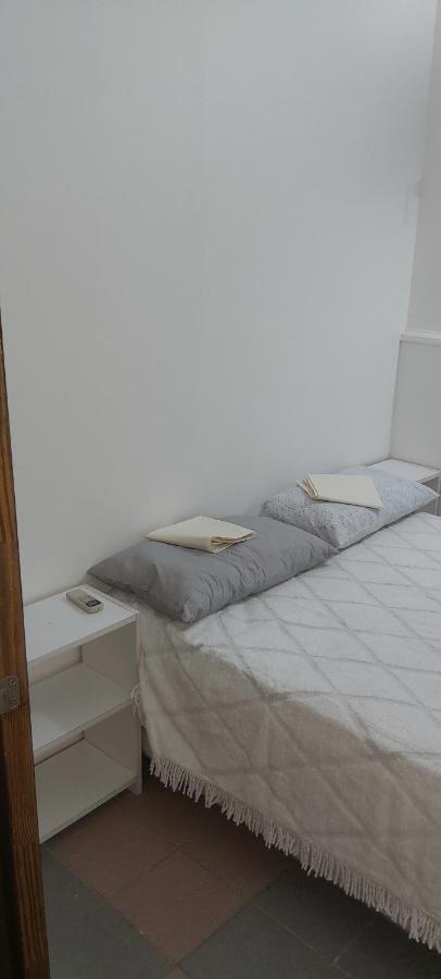 dpto centrico con oficina consultorio - B&B La Rioja