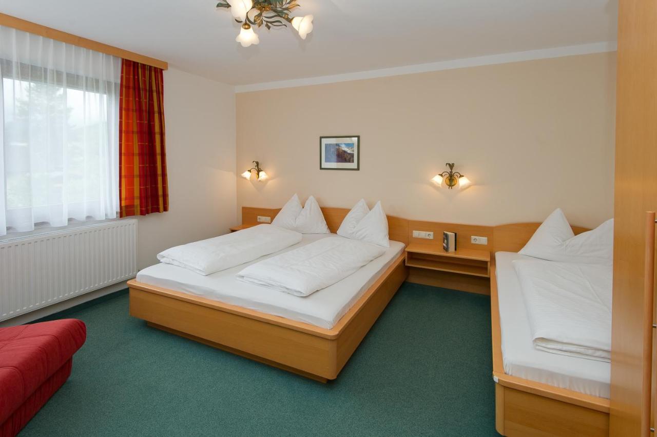 Apartment mit 3 Schlafzimmern und Balkon