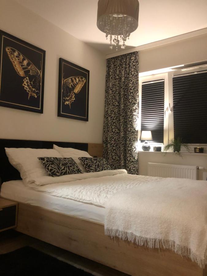 Apartament Patio Vita -garaż podziemny, taras,wejście klamka kod,centrum - B&B Kielce