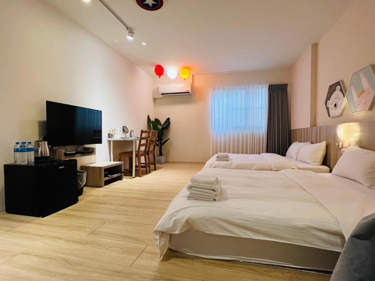 Vierbettzimmer mit Bad