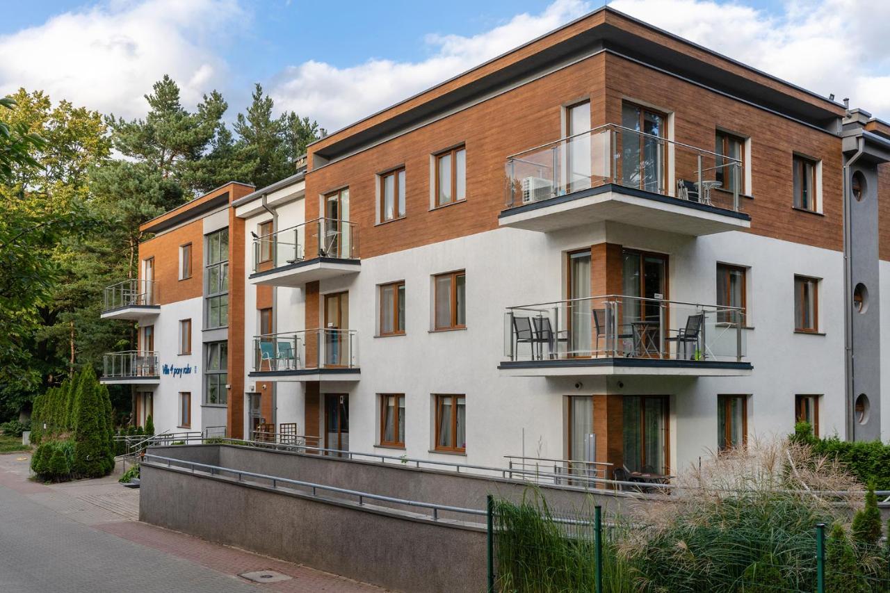 Apartament 4 Pory Roku basen sauna 200m plaża - B&B