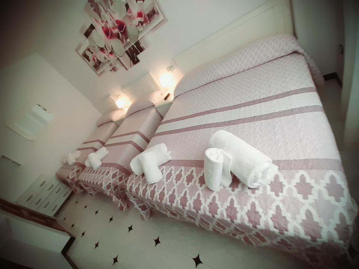 Vierbettzimmer mit eigenem Bad