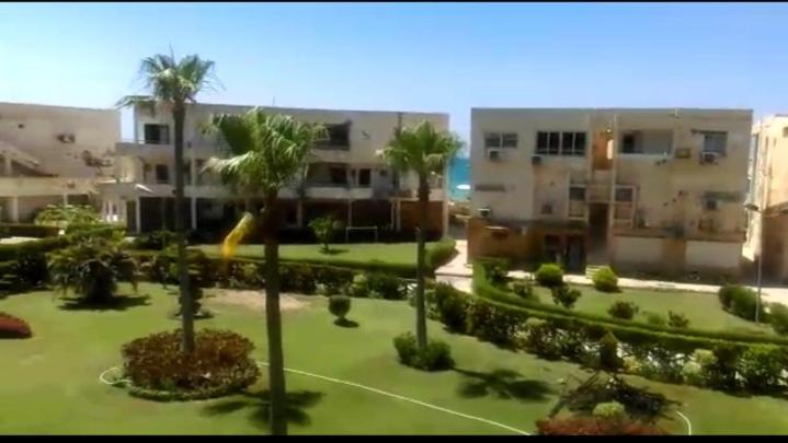 B&B Alexandrië - شاليه دوبلكس الترا سوبر لوكس في المعموره الشاطئ الاسكندريه من الما لك مباشر اطلاله رائعه بجوار فندق هلنان Luxury Duplex Chalet Mamoura Beach Alexandria open view 0 1 0 0 1 2 2 8 7 7 9 - Bed and Breakfast Alexandrië