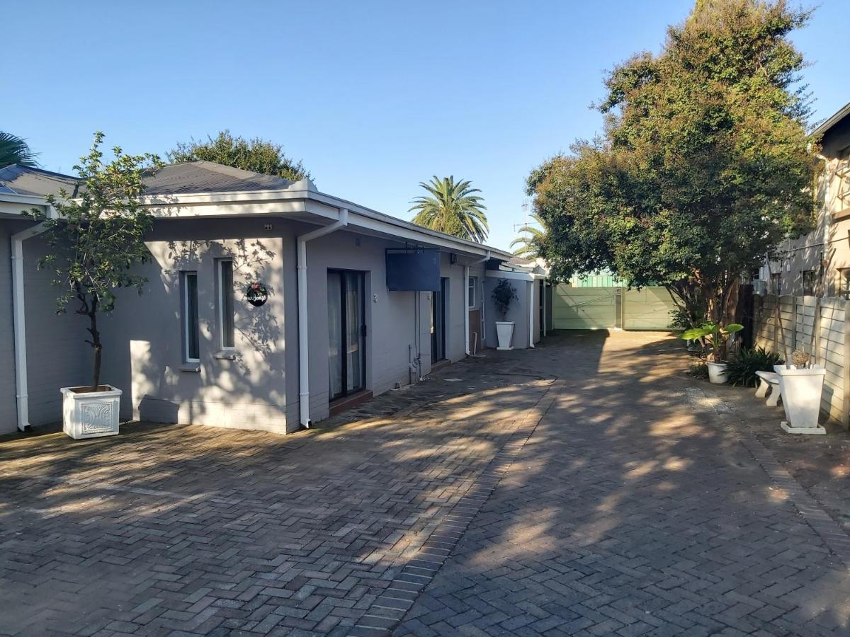 Double or Twin Room with Private Bathroom