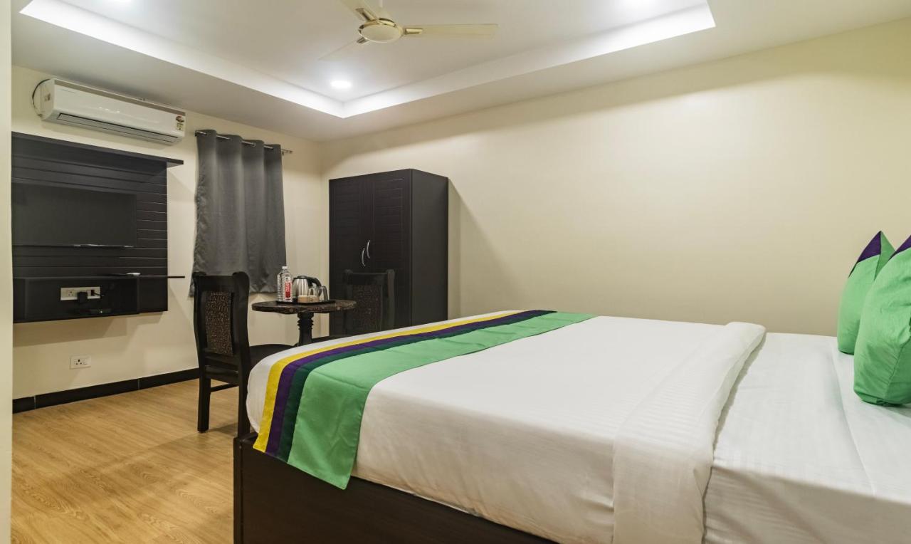 B&B Hyderabad - Treebo Trend Address Inn Jubilee Hills - Bed and Breakfast Hyderabad