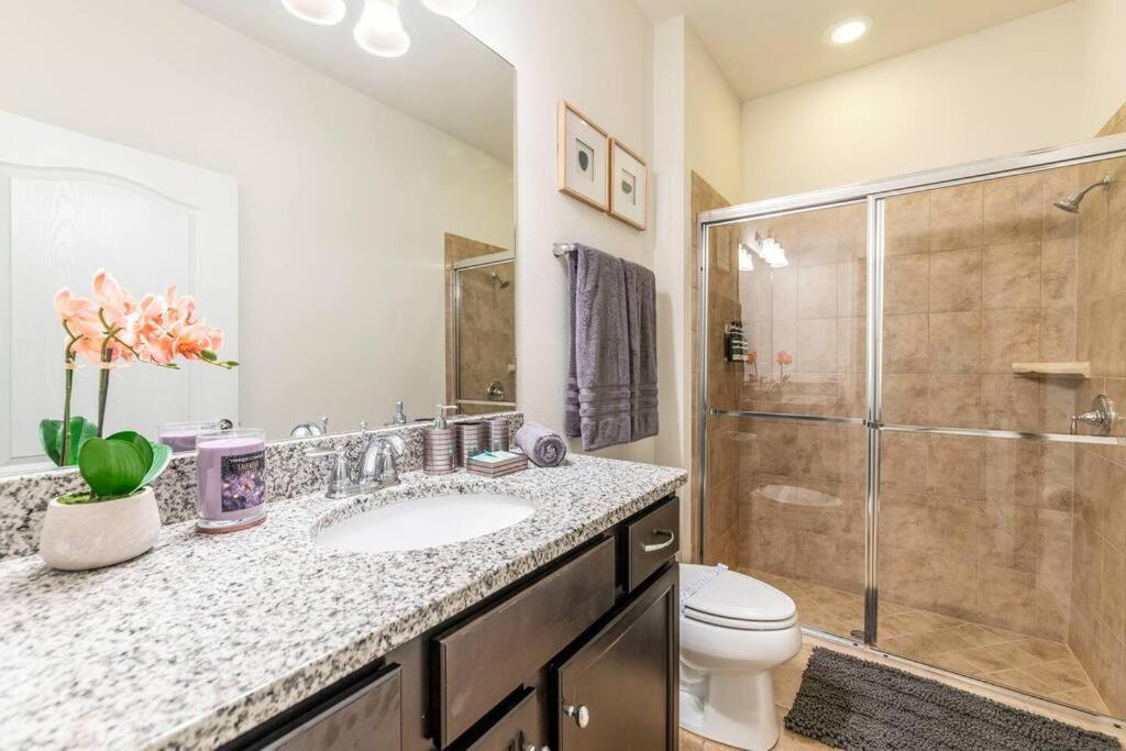 The Haven - Newly Remodeled Luxury Townhome - B&B Kissimmee