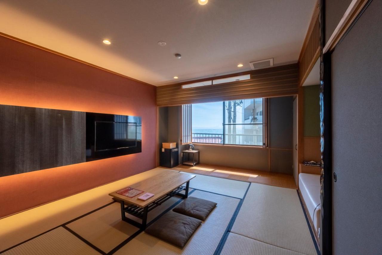 Family Room with Sea View