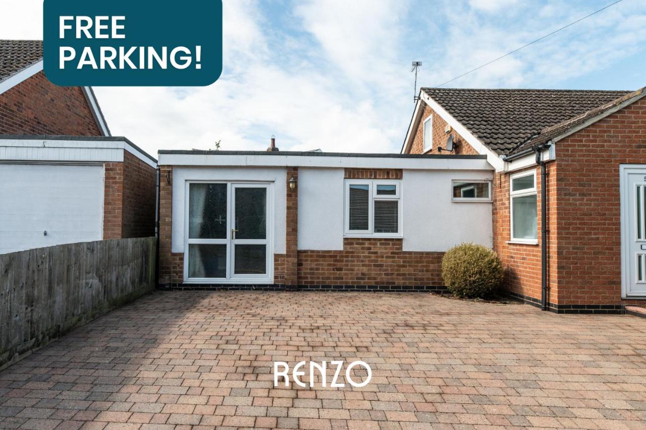 Bright and Warm 1-bed Annexe in West Bridgford, Nottingham by Renzo, Free Driveway Parking! - B&B