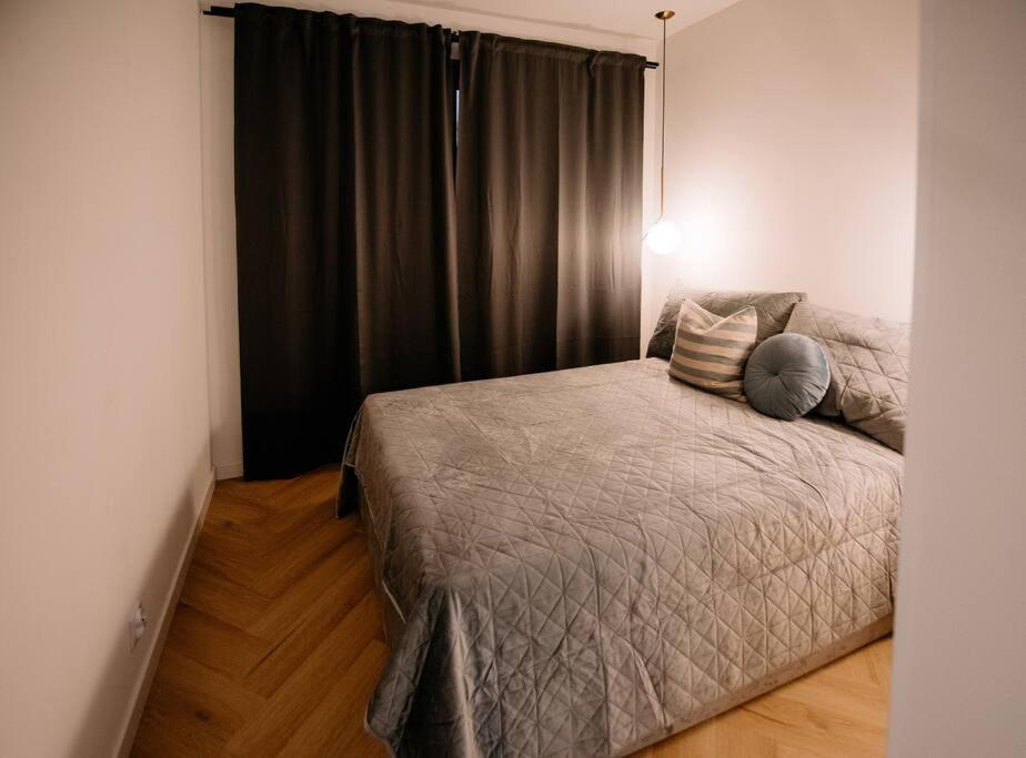 B&B Lodz - obywatelska apartament free parking - Bed and Breakfast Lodz