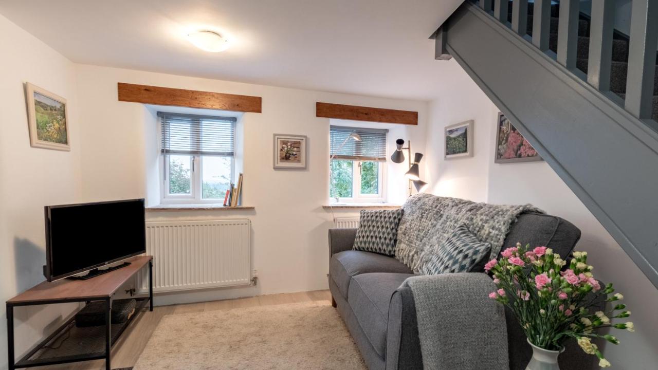 Little Hillside - Bed and Breakfast