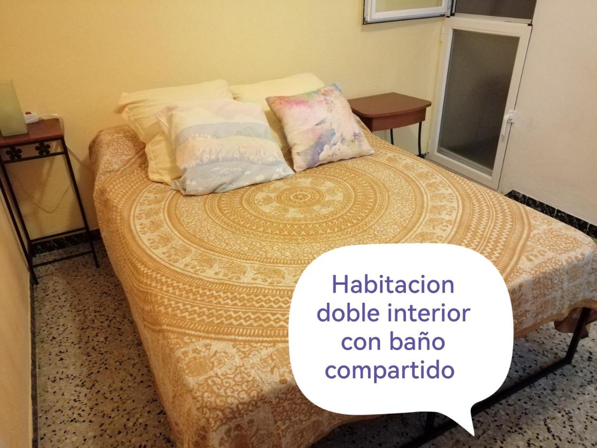 Habitación Doble con aseo compartido