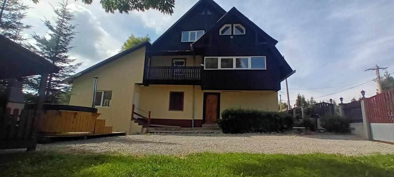Cabana Muntelui - B&B