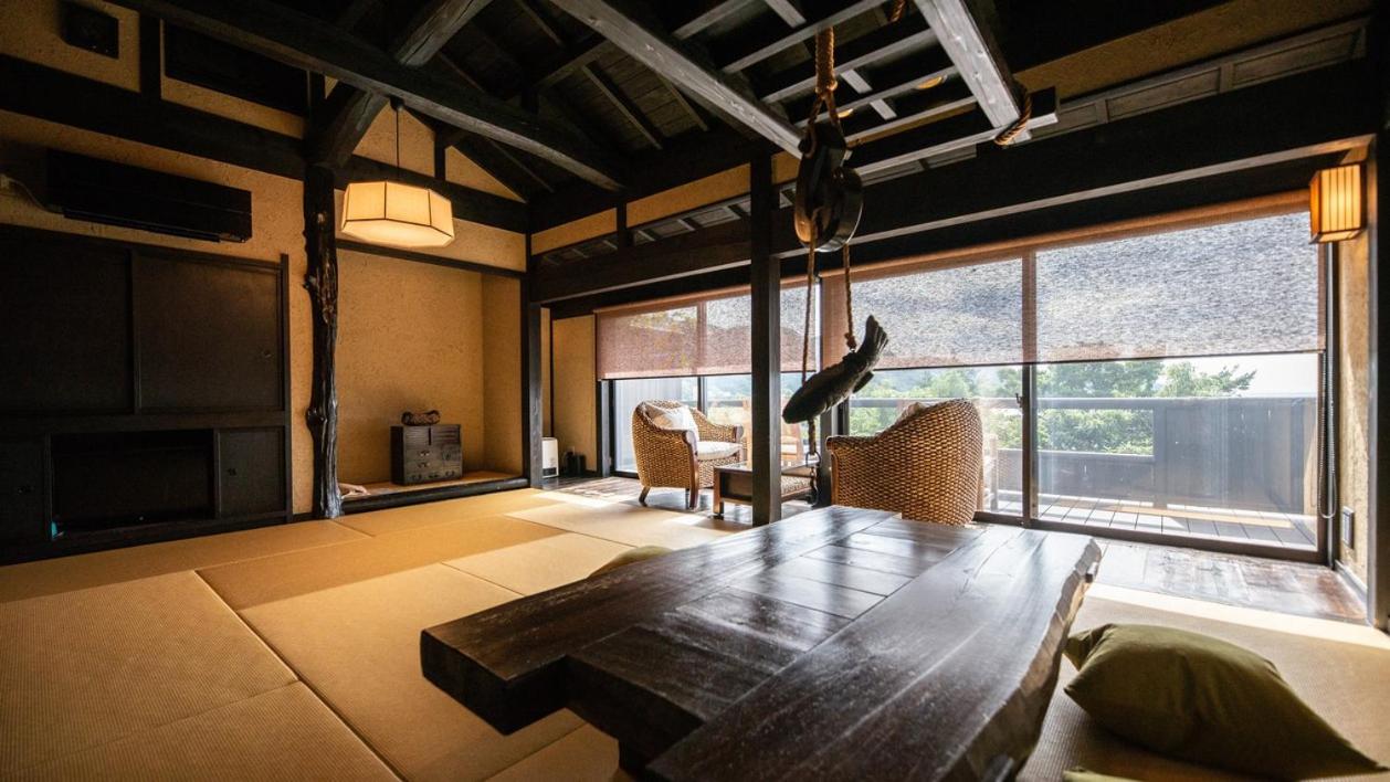 Twin Room with Tatami Area and Open-Air Hot Spring Bath, Sea View【UZURA】