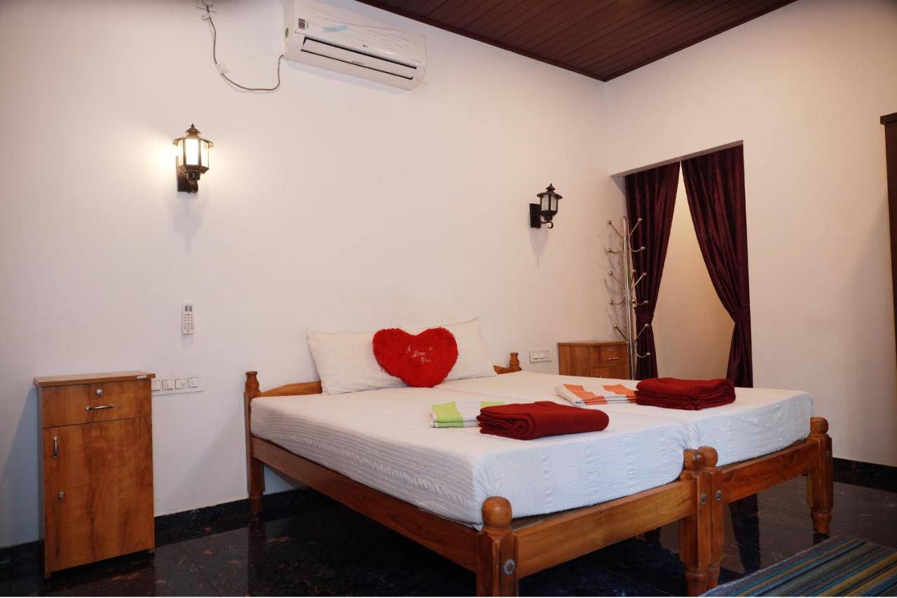 Maràri neena beach homestay - B&B Mararikulam