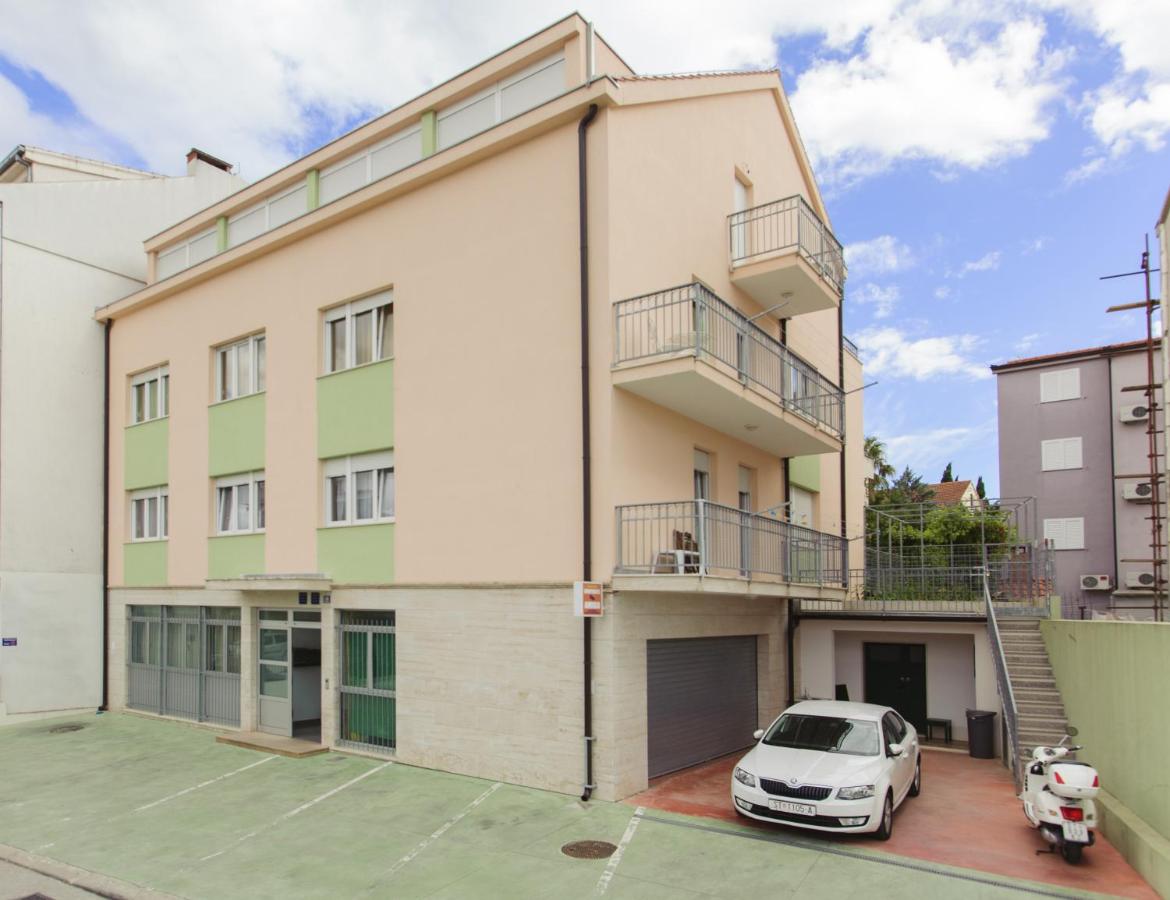 Amigo Comfort Apartments - B&B Spalato
