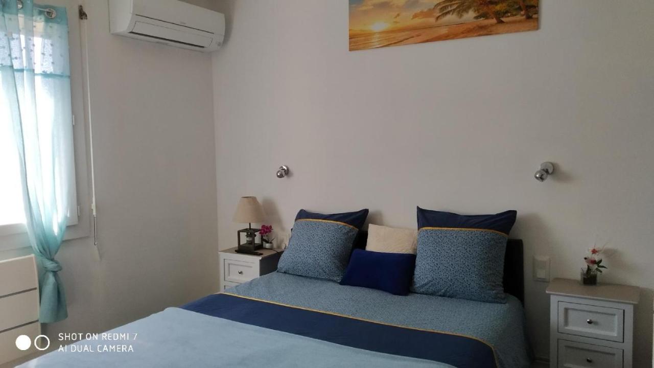 B&B Perpignan - CHAMBRES Climatisées Confort,WIFI, GARE TGV,parking,pt dejeuner - Bed and Breakfast Perpignan