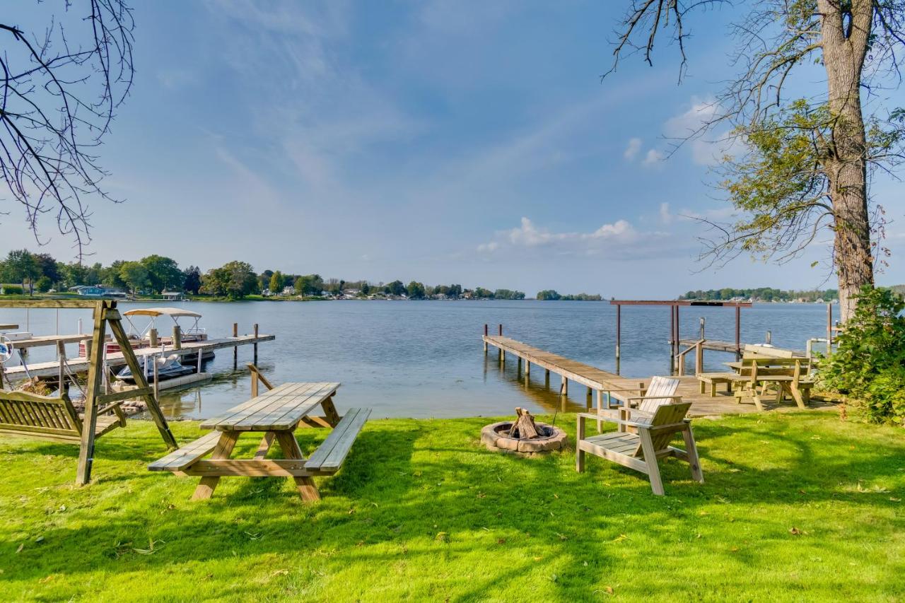 Bayfront Home with Dock and Deck in Wolcott! - B&B