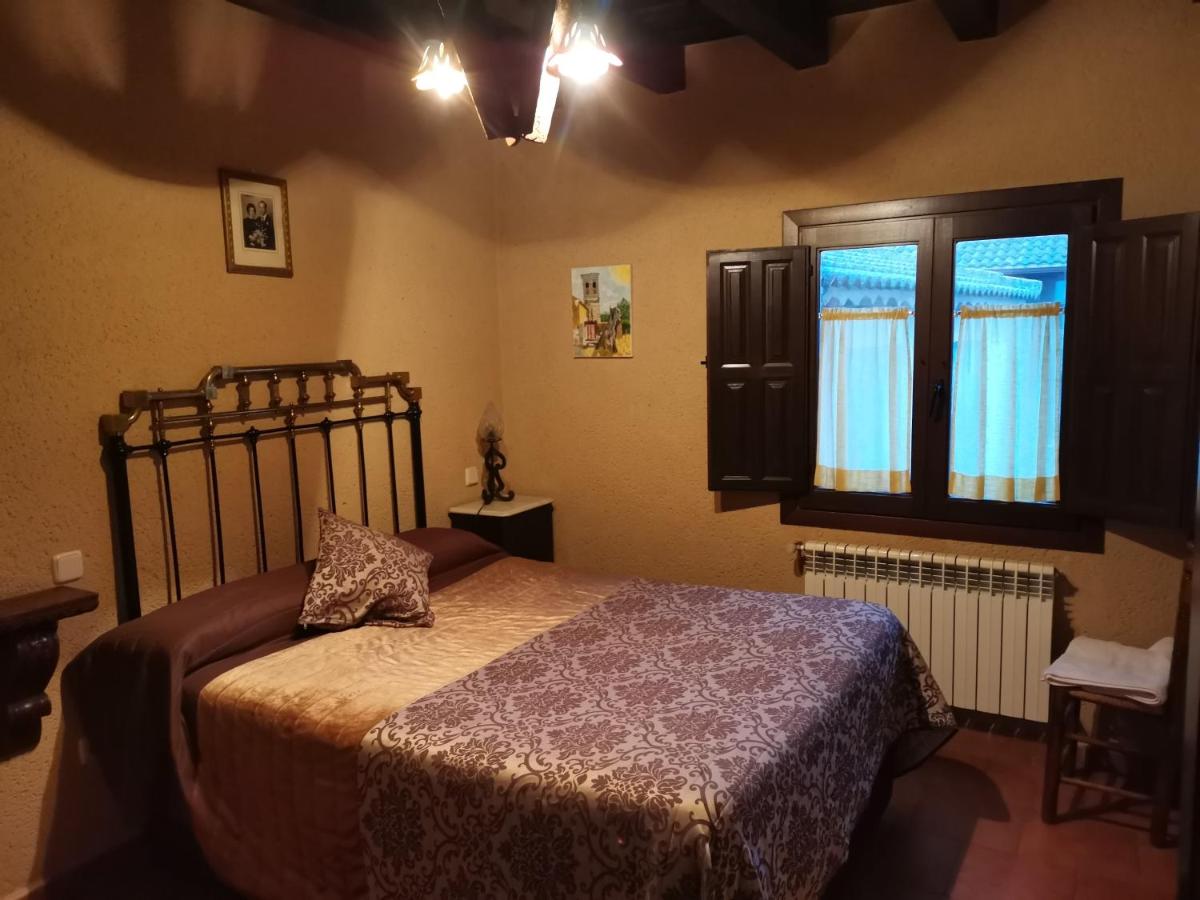 CASA RURAL LA CASA DE LOS POLLOS - Bed and Breakfast