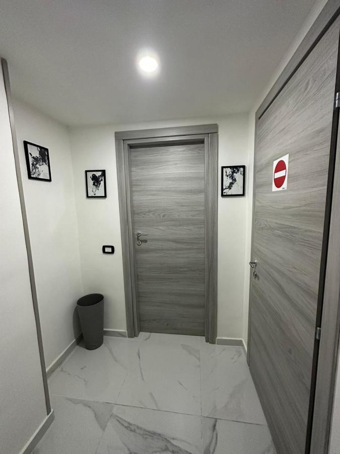La Casa Del Turista - B&B Napoli