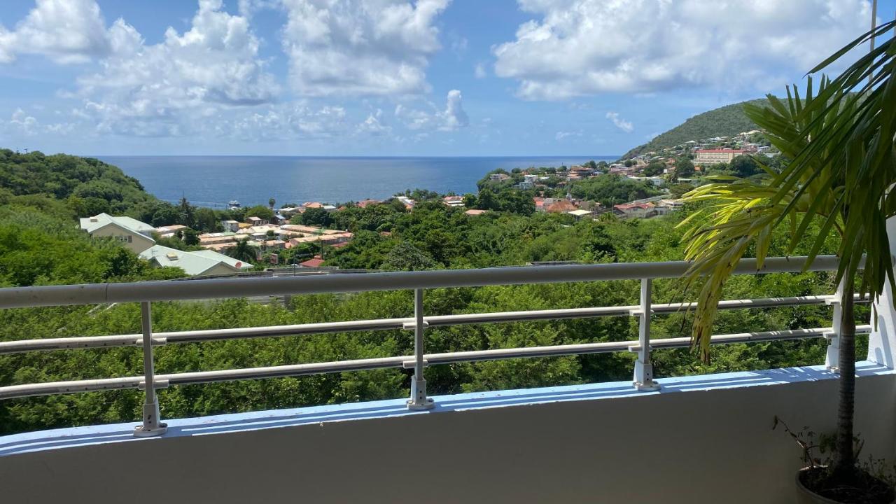 Appartement F3 Vue Mer - B&B Case-Pilote