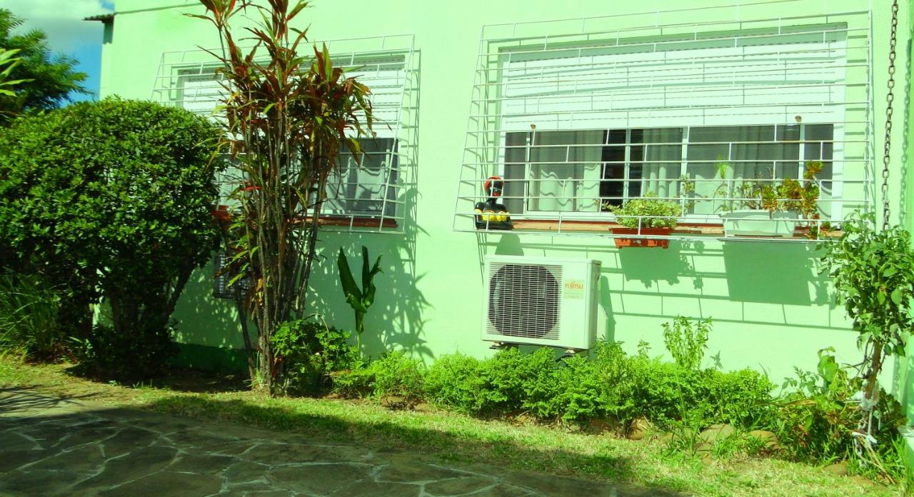 Apto Familiar Completo, 2 quartos - Bed and Breakfast